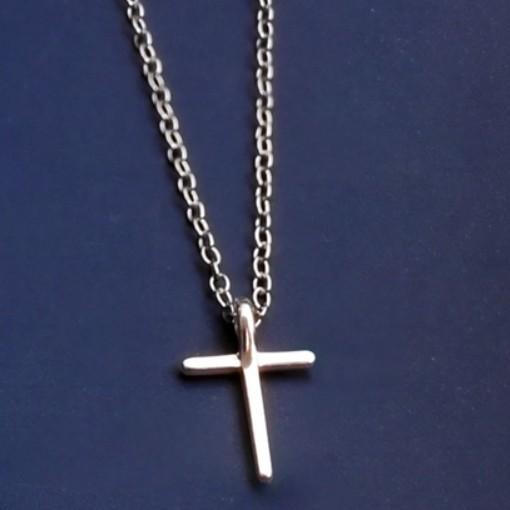 STERLING SILVER CROSS NECKLACE