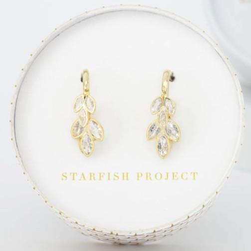 GOLDEN LAUREL DROP EARRINGS