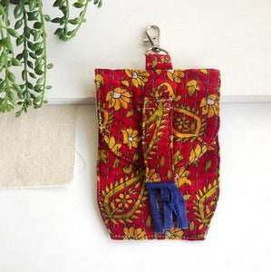 KANTHA CLIP ON POUCH