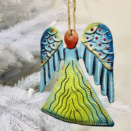 PAINTED METAL ANGEL ORNAMENT